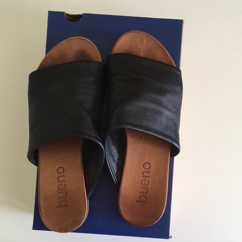Bueno size 38 Black slides